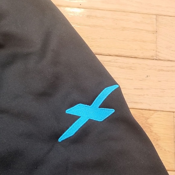 Black Sport-Tek 1/4 Zip Sweatshirt - EUC - Picture 6 of 6